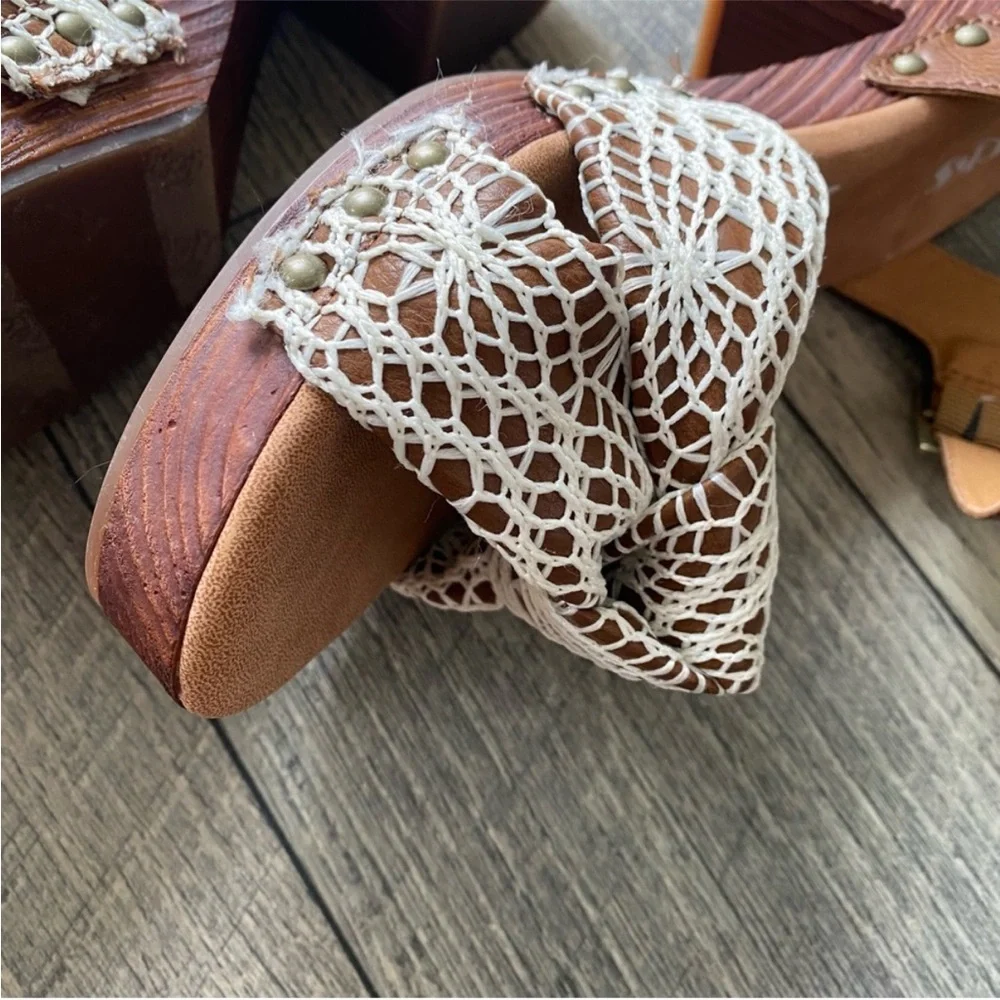 NWT Korks Natalia Cream Crochet Lace Sandals Heel Platform Brown Tan Leather 11